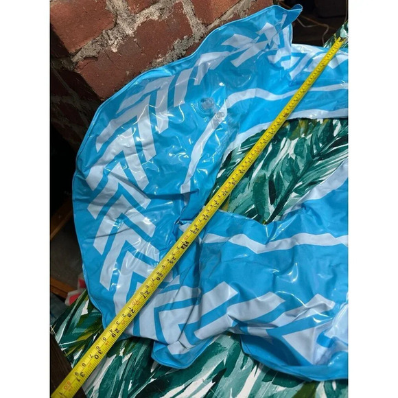 Lot of Inflatable Summer toys - Picture 5 of 9